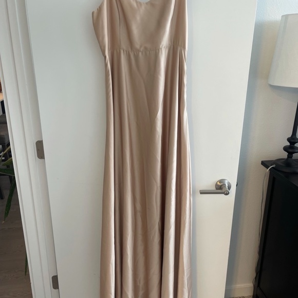 Show Me Your Mumu Faith Maxi Dress - SIZE LARGE - CHAMPAGNE COLOR - Picture 11 of 11